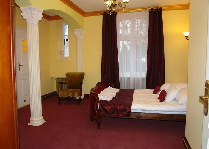 מלון Park אוסטראון