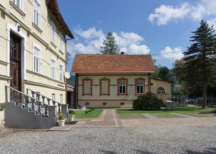 מלון Park אוסטראון